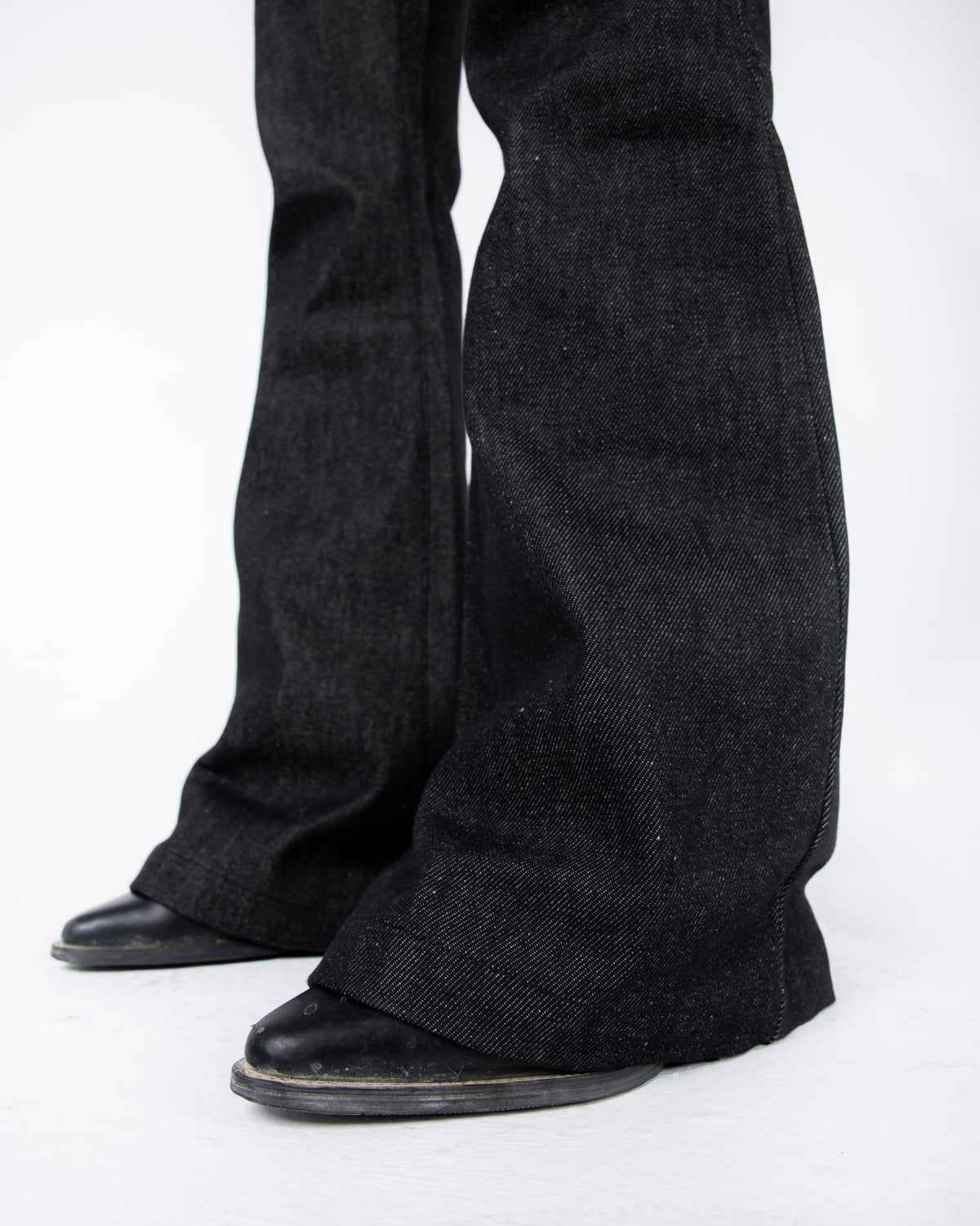 Raw bootcut black denim