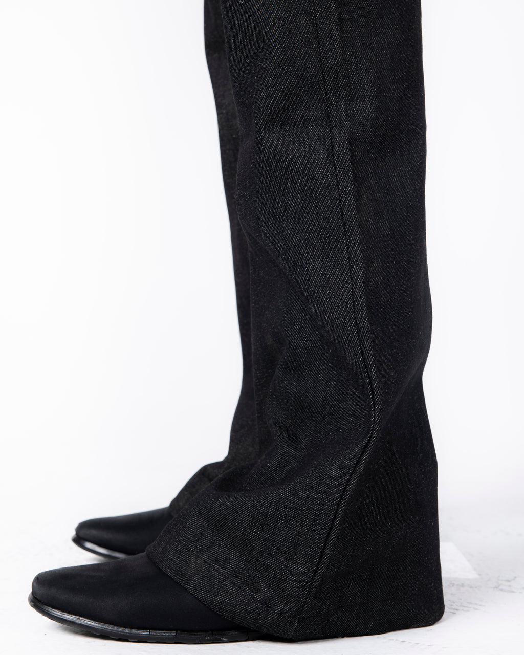 Raw bootcut black denim